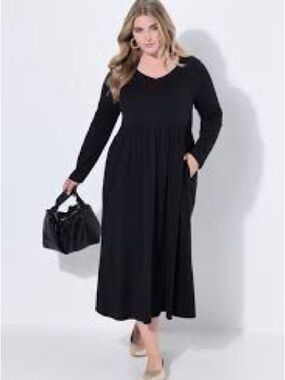 Viishow Long-Sleeve Black Maxi Dress with Side Pockets 3X